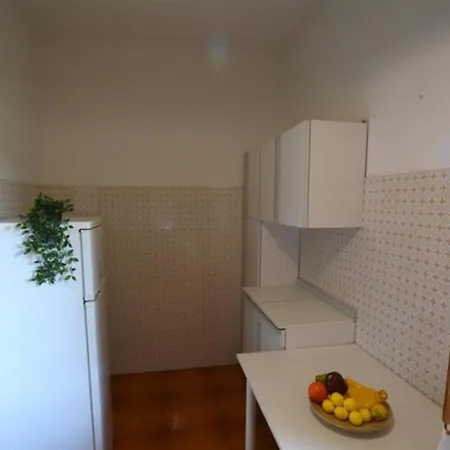 Comfortable Three In Lignano With Parking Apartment
